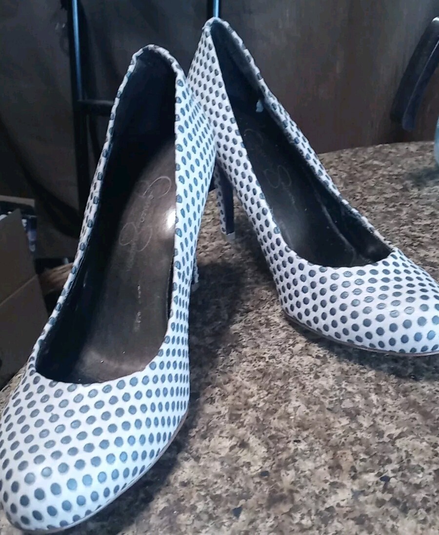 Picture 2 of 7