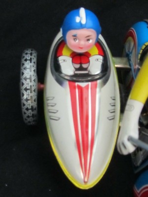 ヴィンテージ品　ヴィンテージ　Polistill 戦車 Vintage Wind-up POLICE Car Toy . Tin. Trademark Japan - Etsy