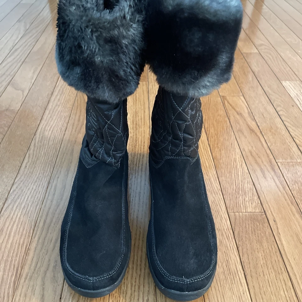 Timberland Hollyberry Black Suede Boots Size 6.5 Youth (8-8.5 W)Faux Fur Leather - Image 3 of 4