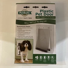 PETSAFE Plastic Pet Door Small 1-15 LBS 5-1/8"x8-1/4" Opening BRAND NEW