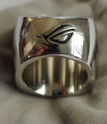 ASUS ROG RTX 40 Series STRIX Limited Edition Alloy Ring White Gold