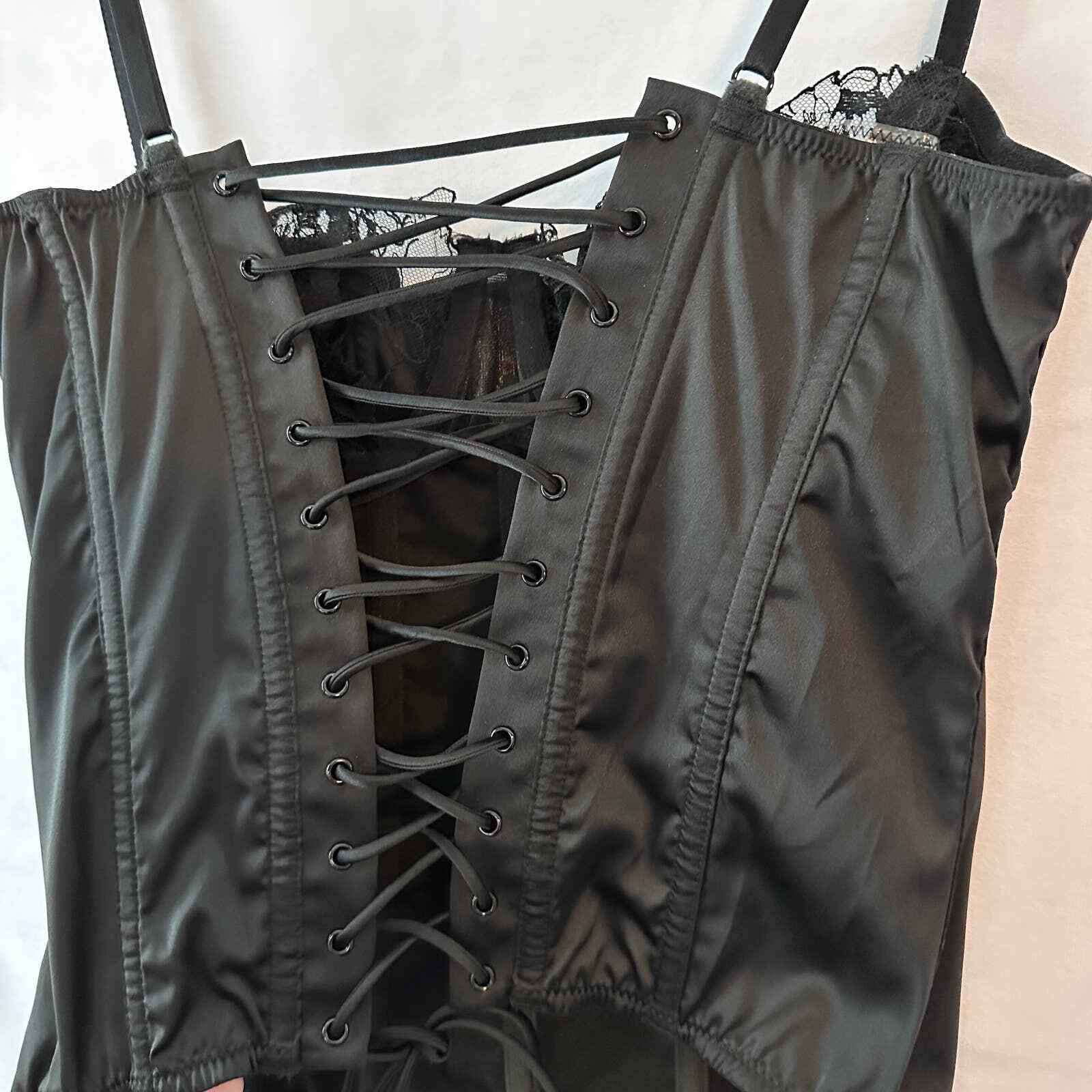 Victoria's Secret Corset Bustier Satin top… Gem