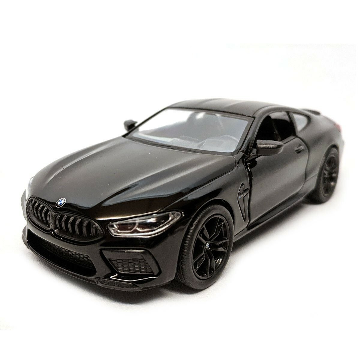 5425D) Kinsmart - 1:38 Scale Model BMW M8 Competition Coupe