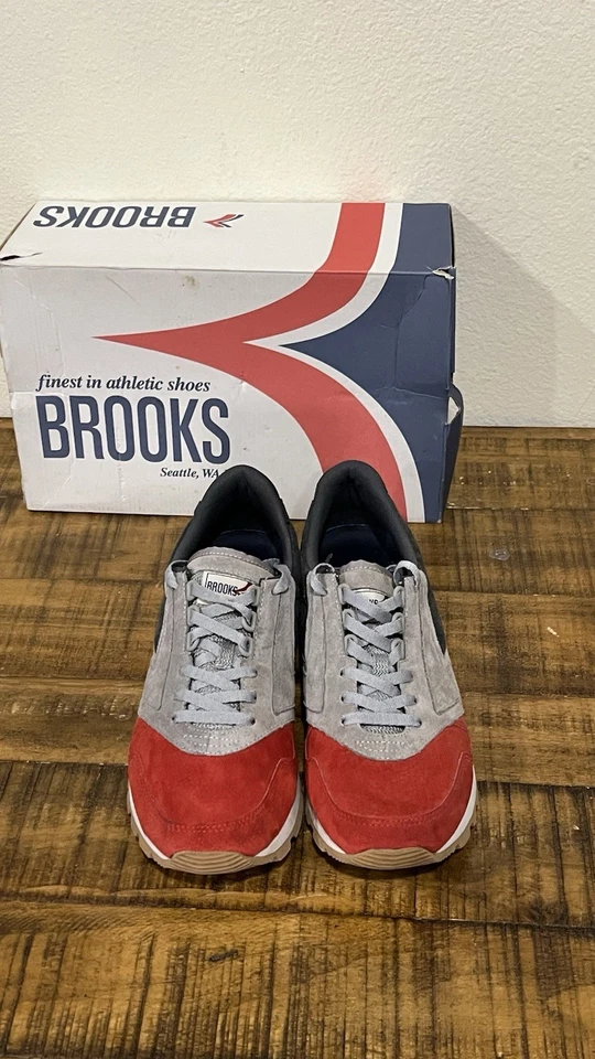 Brooks Chariot azul marino, gris y rojo para hombre talla 10,5 1101781D924 Foto 4 de 4