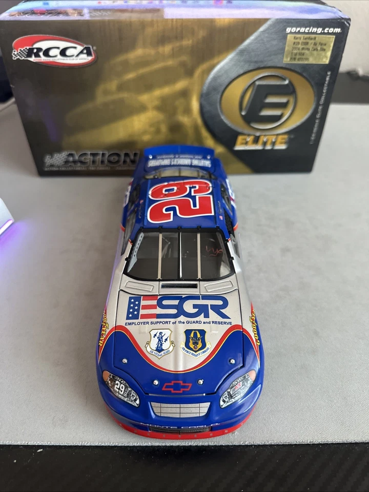 Kerry Earnhardt 1/24 2004 ESGR Air Force Elite  - Imagem 2 de 4