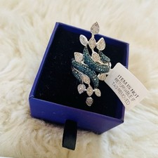 Stunning 1 Carat Blue & White Natural Diamond Leaves Crossover Statement Ring