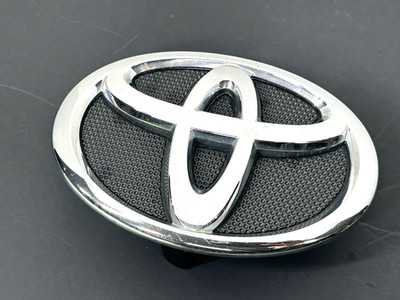 2007-2009 Toyota CAMRY Front Grille Emblem Chrome Badge Symbol (75311-33130)