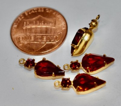 4 RUBY RED TEAR PENDANT BEADS  MADE WITH SWAROVSKI RHINESTONE