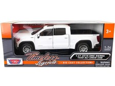 1/24 2019 GMC Sierra 1500 SLT Crew Cab 4x4 Pickup Truck with Sunroof White