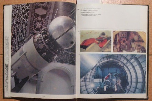Book Album Astronaut Spaceship Cosmonaut Conquest Space Cosmos Disc Plate Photo - Picture 6 of 12