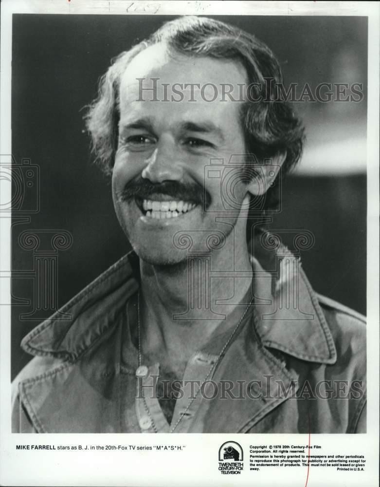 1982 Press Photo Actor Mike Farrell as B.J. in TV Series 