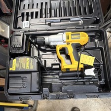 DEWALT DW006 24V Cordless Hammer Drill 1/2in ...