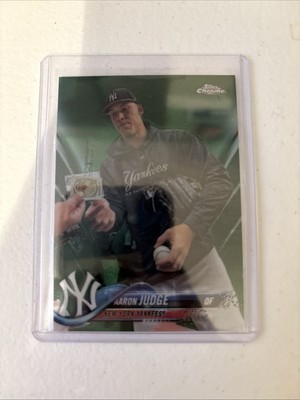 2018 Topps Chrome Image Variation Aaron Judge 1 Green Refractor Black Hoodie /99