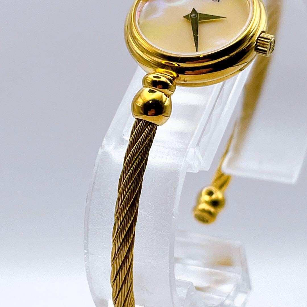 Gucci 2700.2.L Pearl Dial Gold Qz Women's Watch Working | eBay