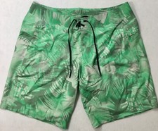 Lululemon Men  s Current State Board Swim Short 9  LM7AF3S SRGM Green Size 38