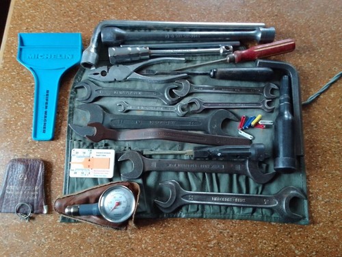 Mercedes tool kit w108 w111 coupe w110 w120 ponton w136 w187 w186 - Picture 1 of 12