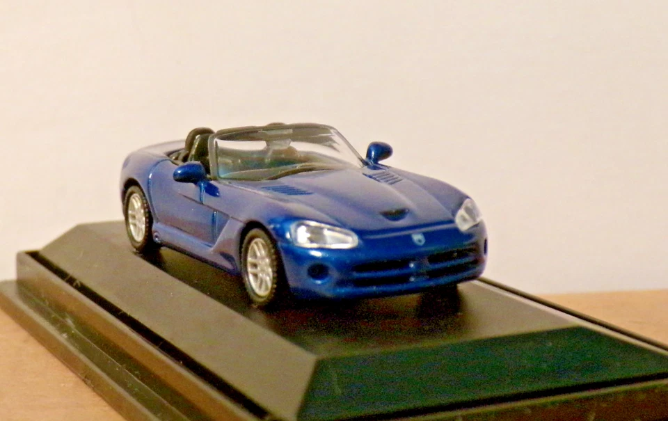 2003 Dodge Viper RT/10...Model Power Minis...1:87...pre-owned - Image 3 of 4