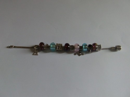 PULSERA CON DIJES DE PLATA DE LEY MACIZA - Imagen 2 de 5