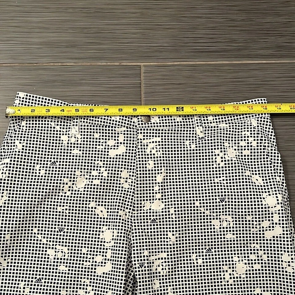 Adidas Men's PrimeGreen Ultimate365 Print Golf Shorts Sz 36 Athletic Sporty - Image 3 of 4