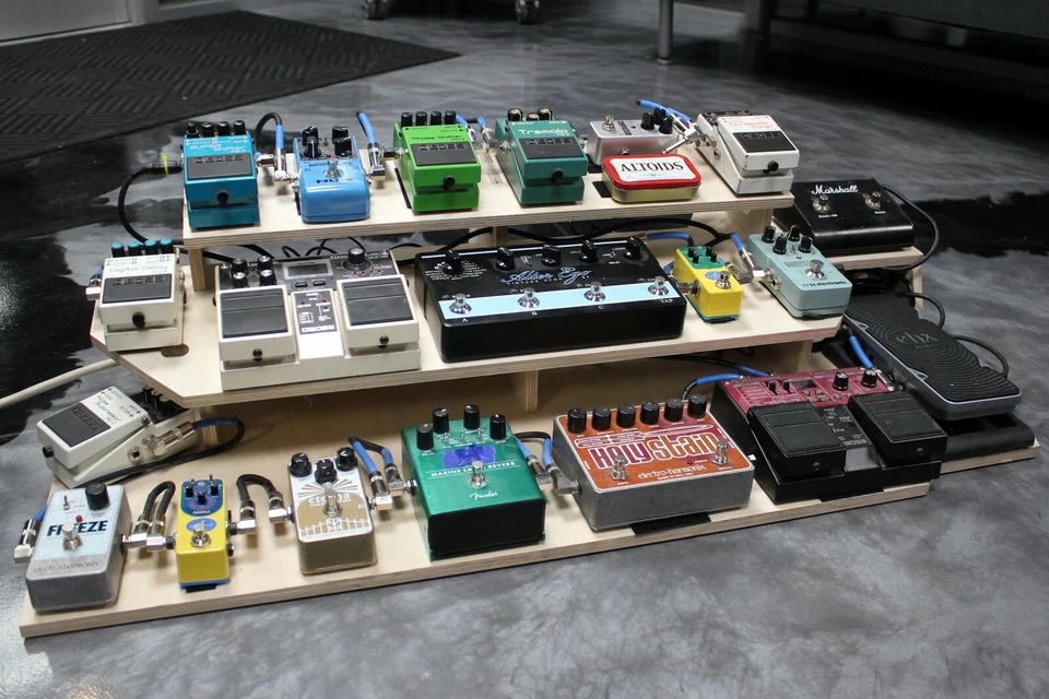  Pedalera de efectos de guitarra soporte de plataforma de 3 niveles | Fit Fender Boss TC | Hecho en EE. UU. Foto 3 de 4