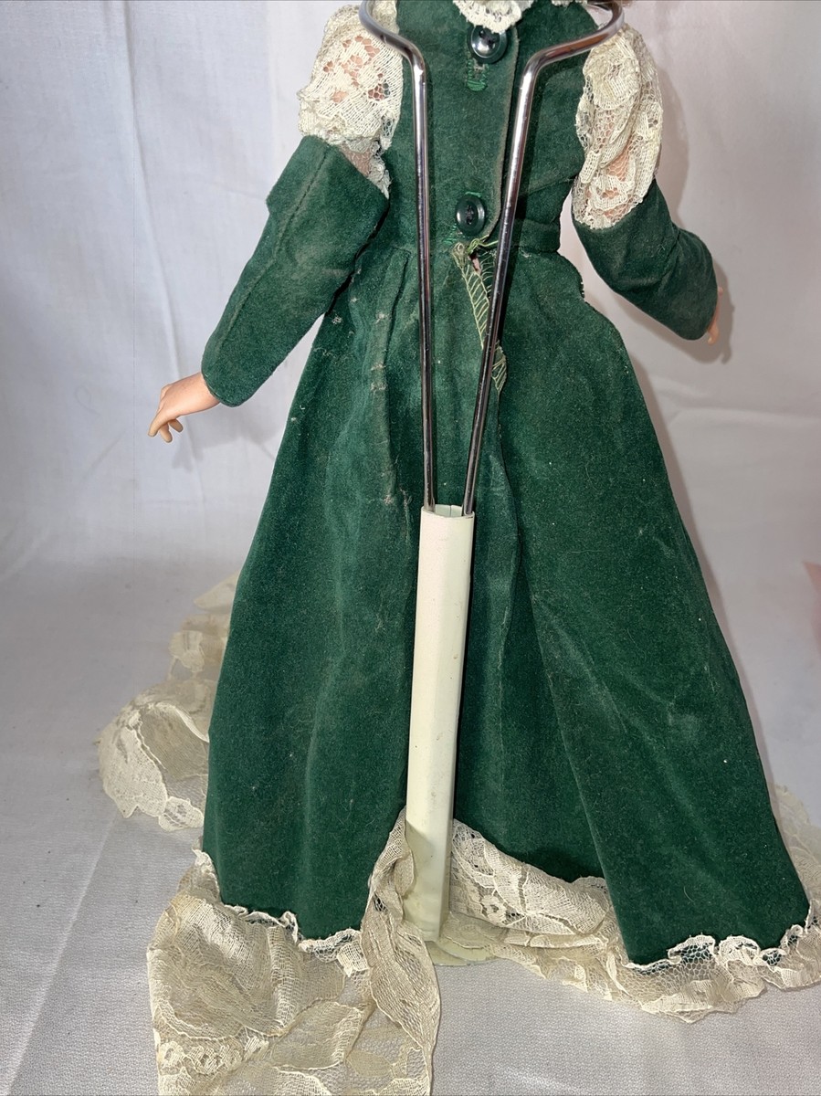RARE Vintage EEGEE Co. 1963 Collectible Doll Green Velvet Dress