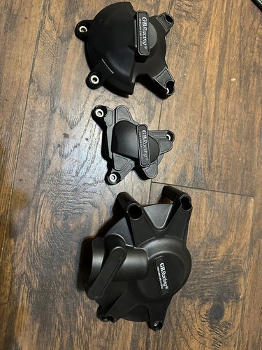 09-14Yamaha YZF-1000 R-1 GB Racing Engine Covers