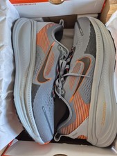 Nike vomero 18 herren orange/grau Gr. 45