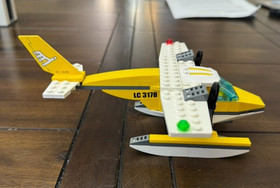 LEGO 3178 CITY: Seaplane - complete with instructions and minifig - A