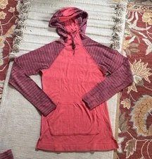 Smartwool hoodie drape neck pullover merino wool Sangria Red womens Medium  EUC