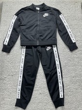 Nike Tracksuit Athletic Set Black White Youth Boys Medium Pockets Logo