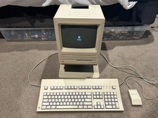 1986 Apple Macintosh SE Vintage Desktop Computer w/ Keyboard, Chords,  Mouse