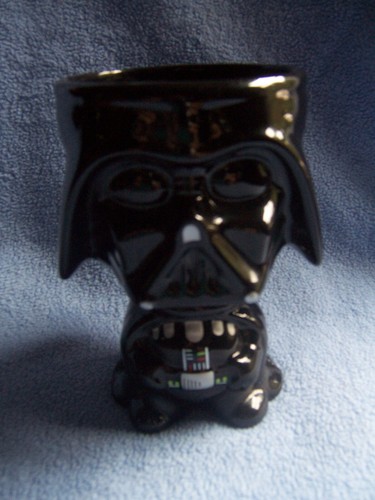 STAR WARS "DARTH VADER" black tumbler mug planter glossy ceramic pencil holder - Picture 9 of 11