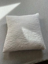 Pottery Barn Handcrafted Belgian Flax Linen Quilted Euro Sham White EUC