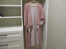 LULAROE SHIRLEY PINK KIMONO SIZE LARGE