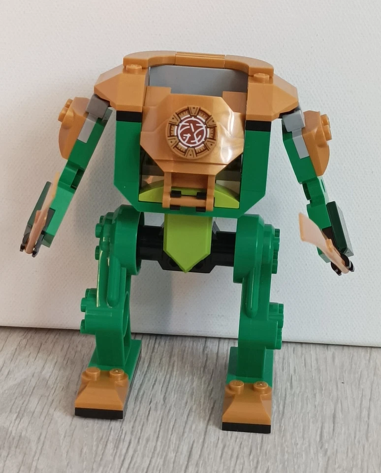 LEGO Ninjago 71757 Lloyd's Ninja Mech, photo 2 sur 5