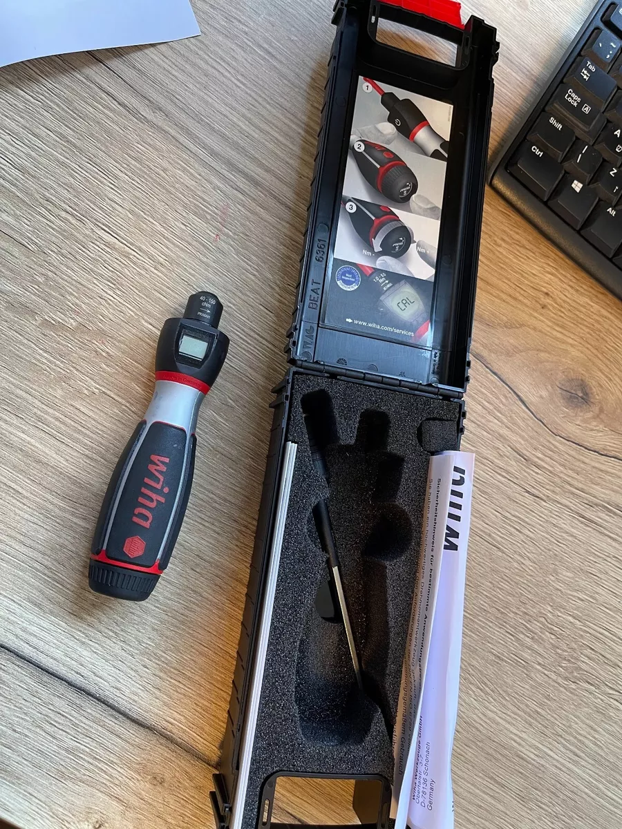 Wiha 2835 adjustable torque screwdriver