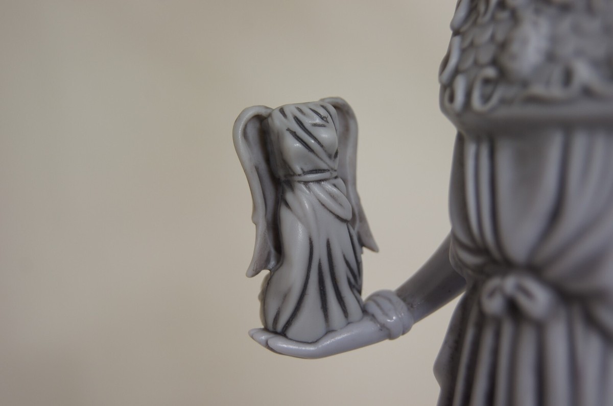 Saint Seiya Athena statue figure 22cm Gemini Saga -The Pope's Room