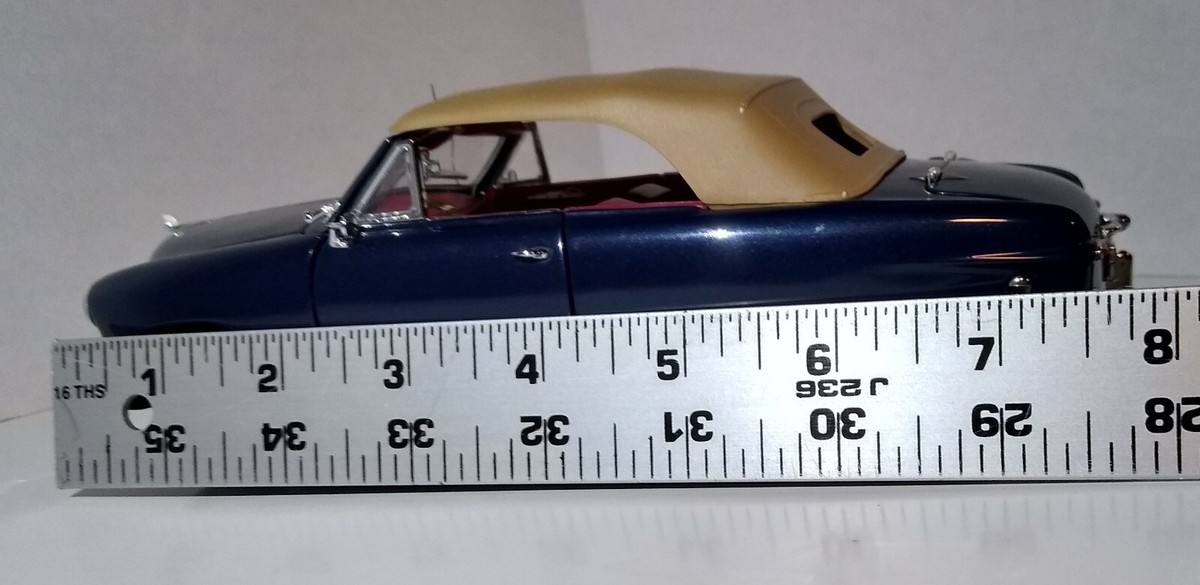 1949 Ford Convertible 1/24 Scale Diecast Model Car Blue The