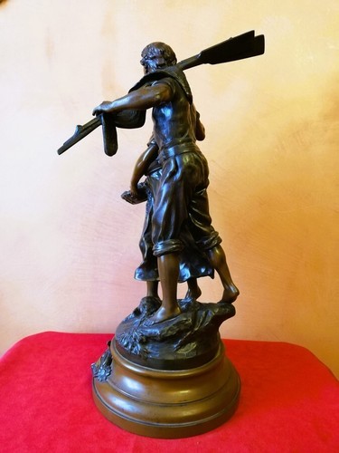 Sculpture by F. MOREAU "La peaching" - Picture 6 of 13