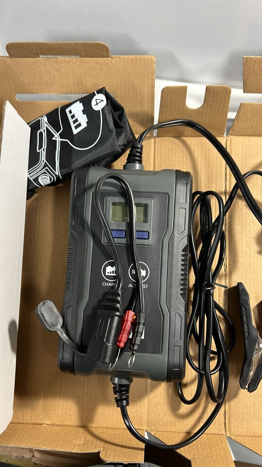 Halfords Advanced Smart Battery Charger 5Amp eBay