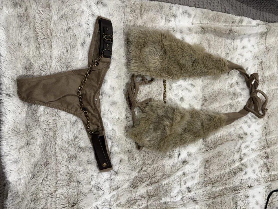 Colleen Kelly Designs «МЕХОВОЙ ЖИЛЕТ 2-PC» искусственный серый с замшевым ремнем купальник бикини M - Изображение 4 из 4