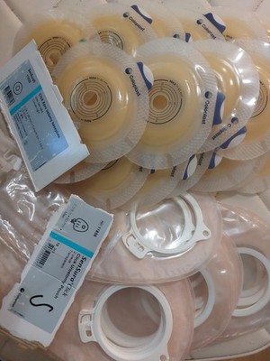 17 Sets Coloplast Cut To Fit Two-Piece Urostomy Pouch Convex w/ Adapter 11856
