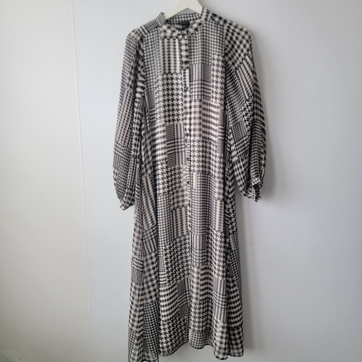 ann taylor midi dresses Ann Taylor womens midi dress sz M Plaid Houndstooth Herringbone Belted Flare