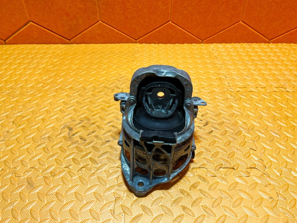 20-24 BENTLEY BENTAYGA FRONT LEFT DRIVER SIDE ACTIVE ENGINE SUPPORT MOUNT OEM - Image 4 of 4