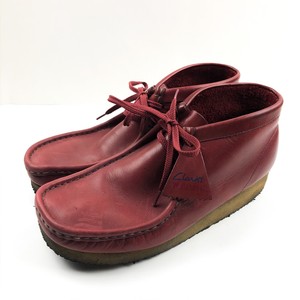 burgundy wallabees