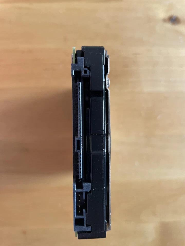 Seagate ST600MM0006 600GB 10K 6Gb/s 64MB Cache SAS 2.5" HDD 9WG066 Hard Drive - Immagine 3 di 3