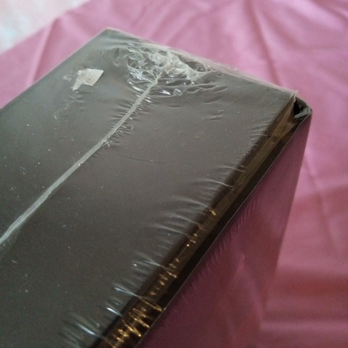 UNDER THE DOME, Stephen King, Collector’s Edition W/ Cards Brand New Sealed - Foto 10 di 10