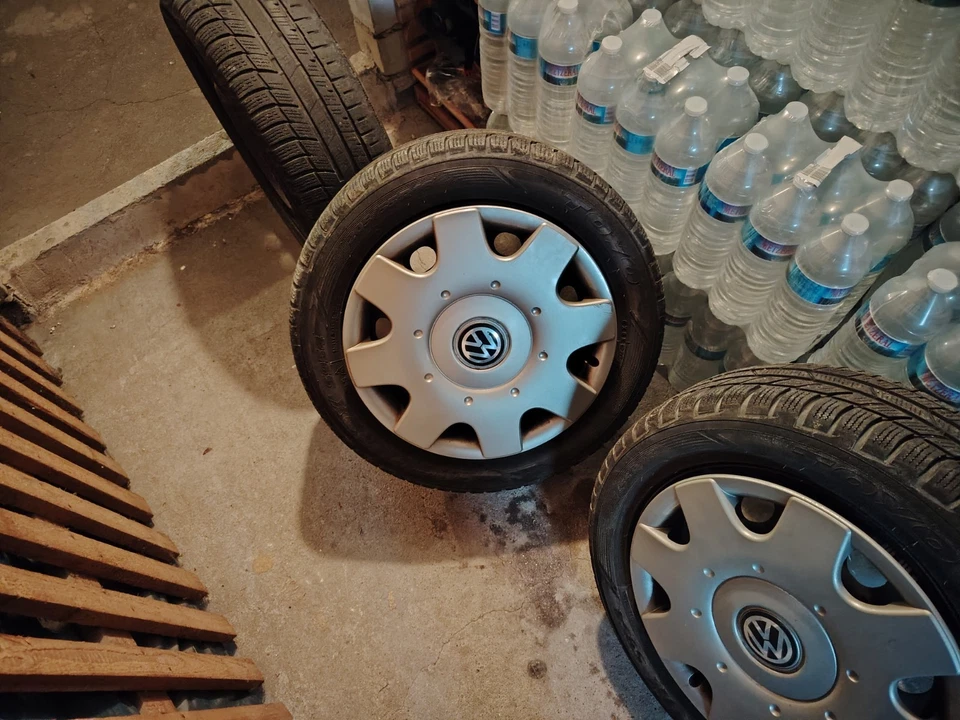 4 Winterreifen 205/55 R16 91V auf Stahlfelgen mit Reifendrucksensoren - Bild 2 von 3