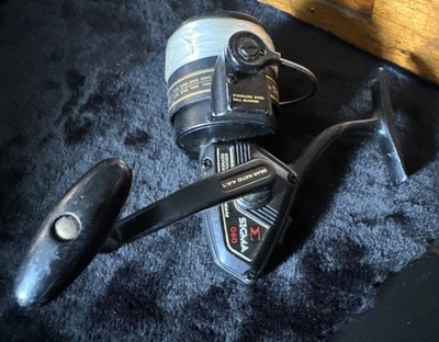 Vtg 2200 Series Shakespeare Sigma 060 Fishing Spinning Reel Japan