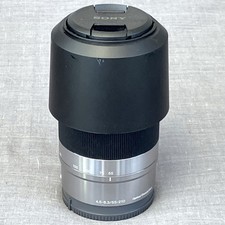 Sony E 55-210 mm f/4.5-6.3 OSS Telephoto Zoom Lens SEL55210 - PRISTINE